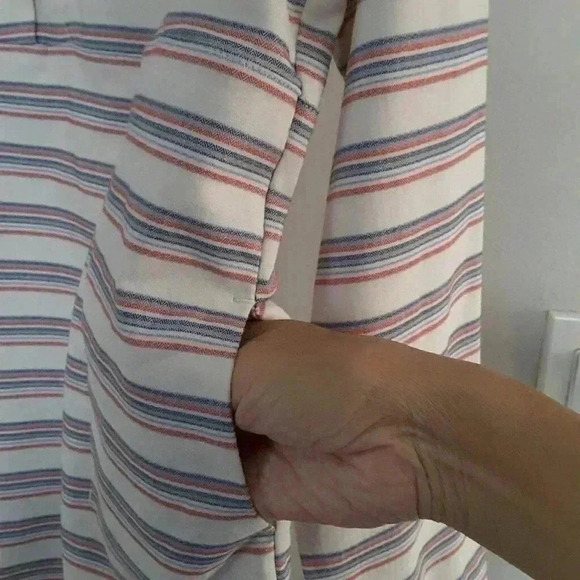 Mountain Hardwear top large - Picture 4 of 7